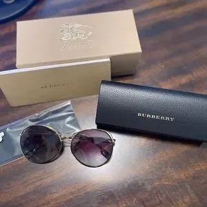 Burberry | Accessories | New Burberry B35 Gold Sunglasses  display picture 3